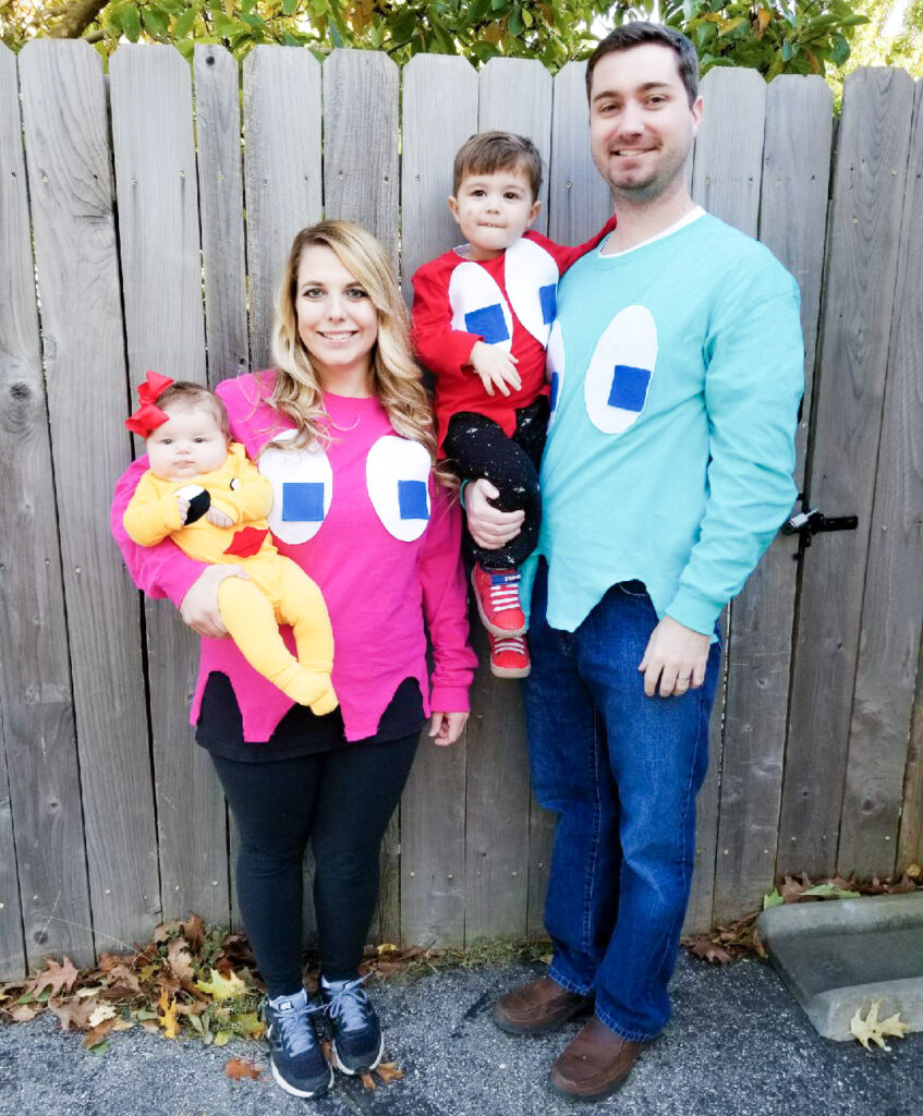 10 ideas de Disfraces para Halloween en Familia. 46 disfraz pac man familia numerosa halloween 4
