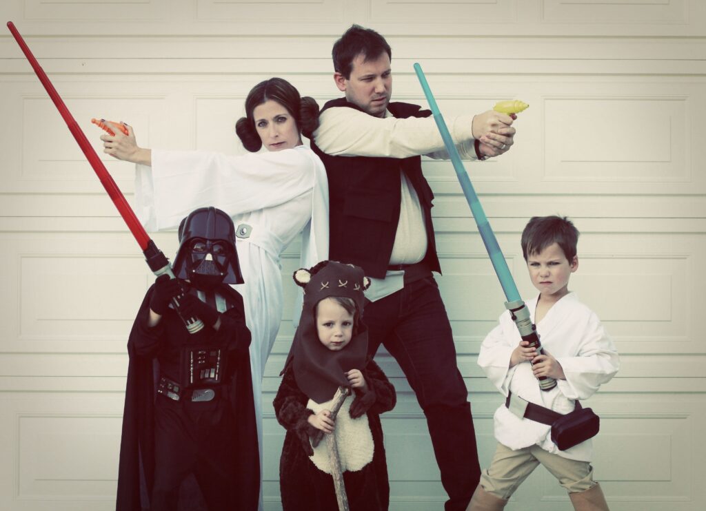10 ideas de Disfraces para Halloween en Familia. 8 disfraz star wars familia halloween 2